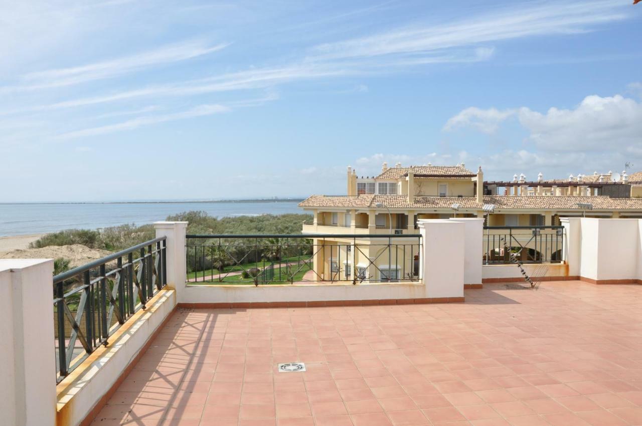 Canela With Heated Pool, Piscina Climatizada Villa Isla Canela