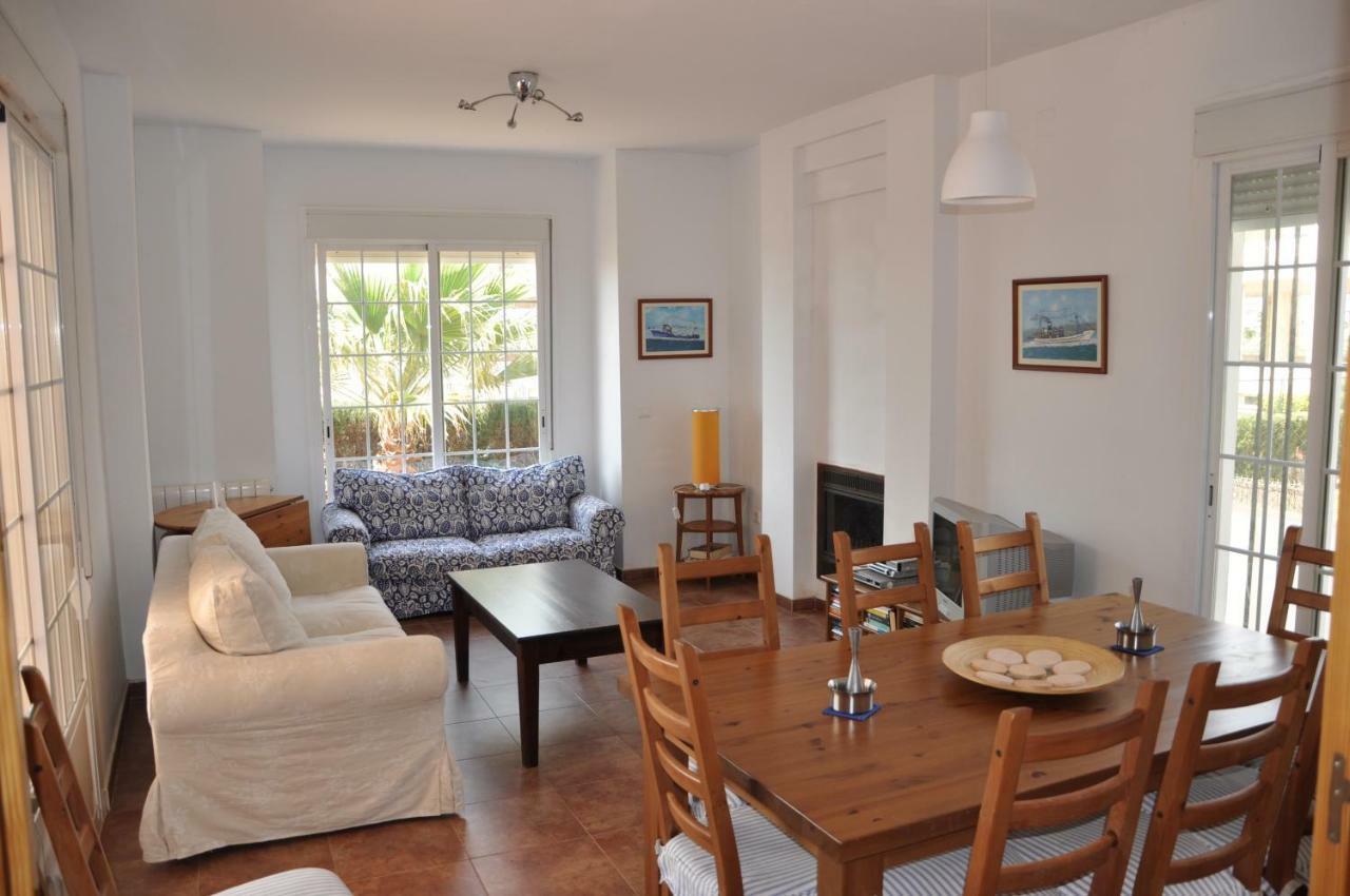 Canela With Heated Pool, Piscina Climatizada Villa
